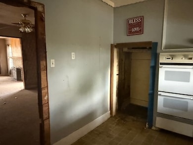 4311 Gordon St, Greenville, TX 75401 - photo 6