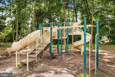 6137 Leesburg Pike unit 103, Falls Church, VA 22041 - photo 6