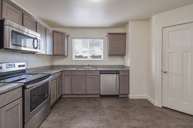 21155 Gosling Rd unit 13C, Spring, TX 77388 - photo 3