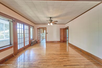 118 10th St, Matamoras, PA 18336 - photo 6