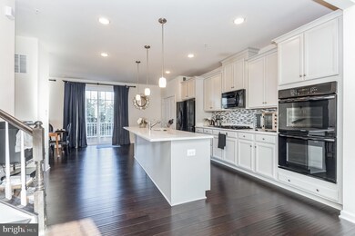 3122 Belair Gate Ln, Landover, MD 20785 - photo 3