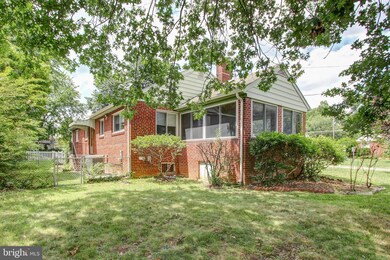 6035 Vista Dr, Falls Church, VA 22041 - photo 2