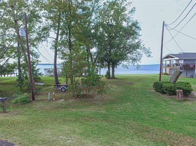 383 S Circle Dr, Livingston, TX 77351 - photo 2