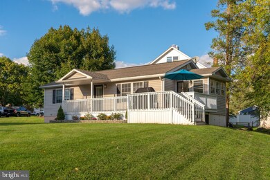 2 Barb Ln, Boyertown, PA 19512 - photo 2