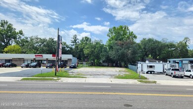 7116 Atlantic Blvd, Jacksonville, FL 32211 - photo 2