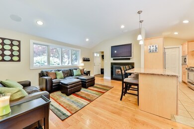28 Cobb Place, Waban, MA 02468 - photo 5