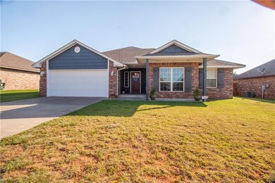 7027 Cherokee Crossing E, Warr Acres, OK 73132 - photo 4