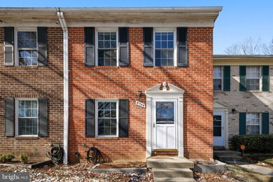 8744 Tamar Dr, Columbia, MD 21045 - photo 3