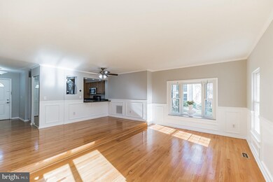 3301 Buckeye Ln, Fairfax, VA 22033 - photo 7