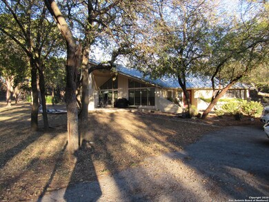 12245 Tiger Rd, Helotes, TX 78023 - photo 4