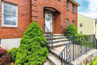 51 Walsh Ave, Stoneham, MA 02180 - photo 3