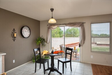 Eat-In Kitchen Area