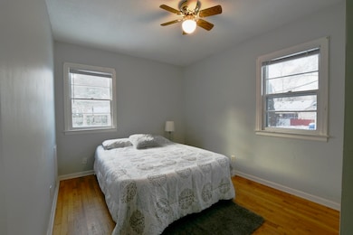 114 E Sugnet Rd, Midland, MI 48642 - photo 6