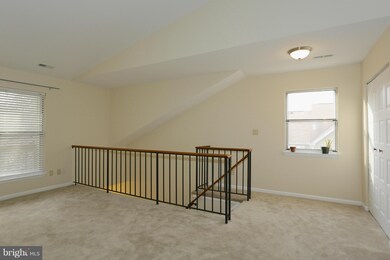 20068 Appledowre Cir unit 248, Germantown, MD 20876 - photo 4