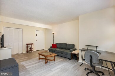 1809 Snow Meadow Ln unit 161, Baltimore, MD 21209 - photo 4