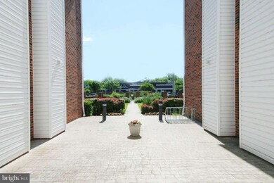 936 Bay Ridge Ave unit 102, Annapolis, MD 21403 - photo 2