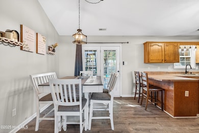 202 Quail Creek Ct, Hubert, NC 28539 - photo 2