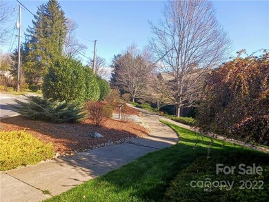 622 Appeldoorn Cir unit 622, Asheville, NC 28803 - photo 2