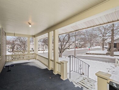 1146 38th St, Des Moines, IA 50311 - photo 3