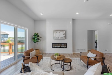 8169 S 185th St, Omaha, NE 68136 - photo 5