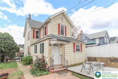 1522 Center St unit 1, Bethlehem, PA 18018 - photo 4