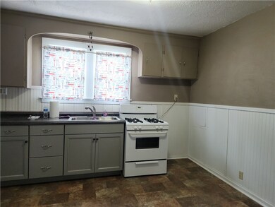 248 1/2 Kennedy Ave, East Vandergrift, PA 15629 - photo 7