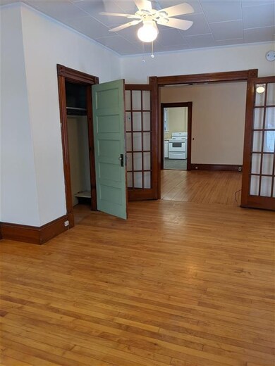 50 School St unit 3, Claremont, NH 03743 - photo 4