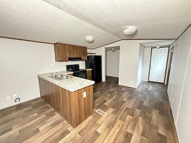 2710 Wilson Rd Trlr 370, Humble, TX 77396 - photo 5