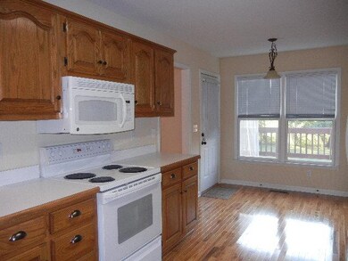 314 Greenbriar Cir, Manchester, TN 37355 - photo 4