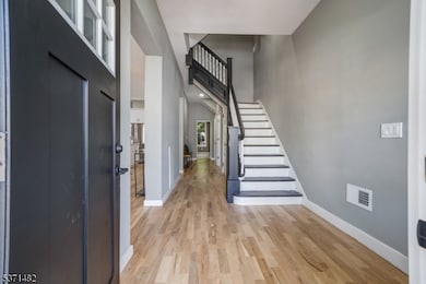 235 S 7th St, Newark, NJ 07103 - photo 7