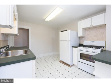 15 Duffryn Ave unit 2ND FL, Malvern, PA 19355 - photo 5