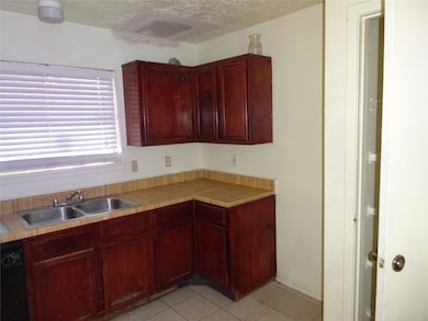 6805 Greenyard Dr, Houston, TX 77086 - photo 2