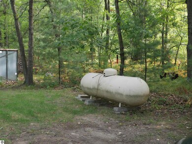 84 Frosh Dr, West Branch, MI 48661 - photo 6