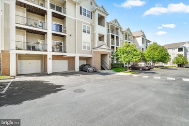 13500 Derry Glen Ct unit 403, Germantown, MD 20874 - photo 2