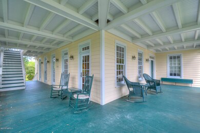 6246 Navigator Way-large-008-3-Front Por