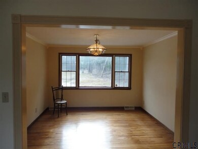 2456 Troy Schenectady Rd, Schenectady, NY 12309 - photo 4