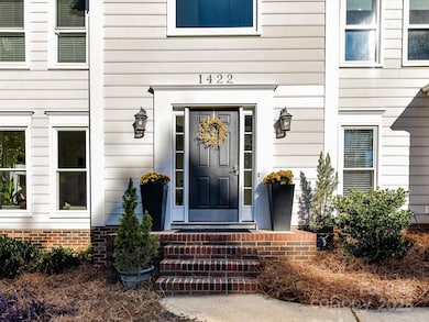 1422 Ashstead Ln, Matthews, NC 28105 - photo 2