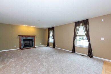 2717 Alan Ct, Waukegan, IL 60085 - photo 5