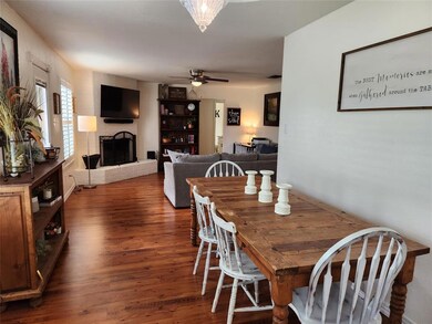 905 Woodview Dr, Granbury, TX 76048 - photo 6