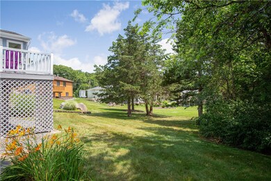 10 Hemlock Dr, West Warwick, RI 02893 - photo 4