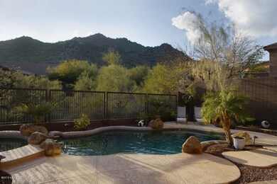 BEAUTIFUL 'FOREVER'  MOUNTAIN VIEWS!