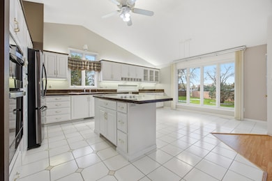 1059 Sommerset Place, West Fargo, ND 58078 - photo 5