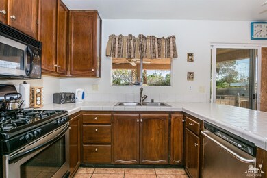 34094 Judy Ln, Cathedral City, CA 92234 - photo 3