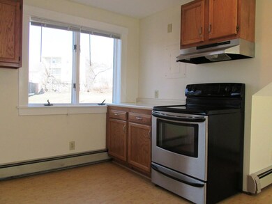 12 Portland Ave unit 3, Dover, NH 03820 - photo 4