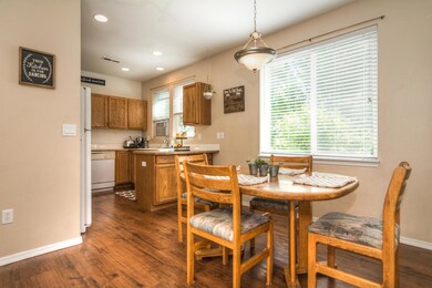 3rd St NE 1345 (9 of 25)