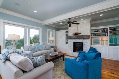 3002 Palmetto