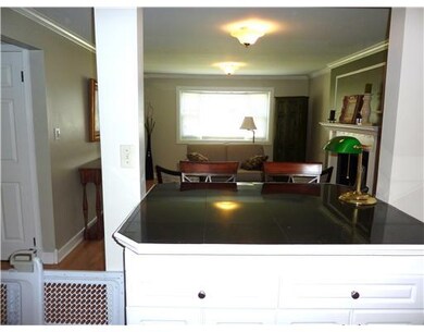 Kitchen. GRANITE COUNTER EATING BAR DIVIDING KITCH