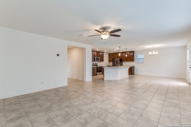 11205 Plaudit, San Antonio, TX 78245 - photo 6