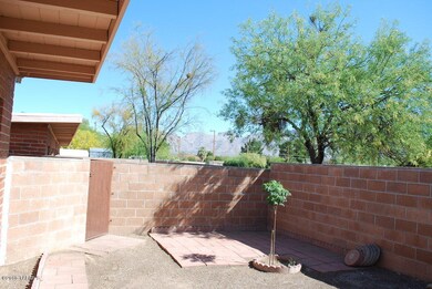 315 E Roger Rd, Tucson, AZ 85705 - photo 6