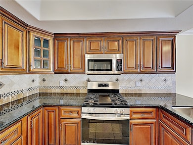 2030 Kingsbridge Way, Oxnard, CA 93035 - photo 7